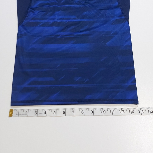 UNDER ARMOUR Compression Tee Men's Medium - Picture 13 of 15